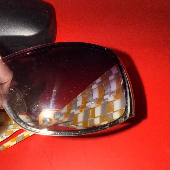 Dolce & Gabbana Sunglasses with Black Lens and Gold Accents - Picture 6 of 7